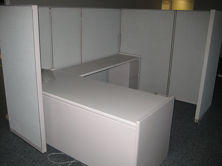 CUBICLE W/L SHAPE WORK AREA