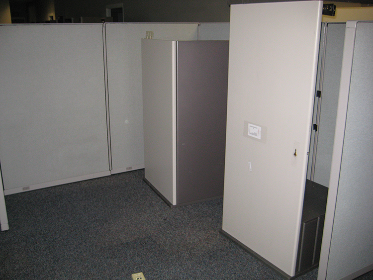 CUBICLE PANELS MISC. WORK TOPS