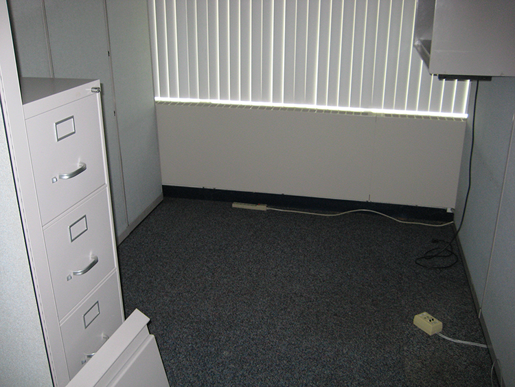 CUBICLE PANELS W/OVERHEAD BIN & FILE CABINET