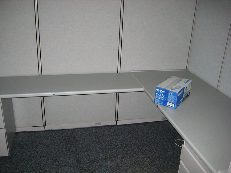 CUBICLE W/L WORKSTATION