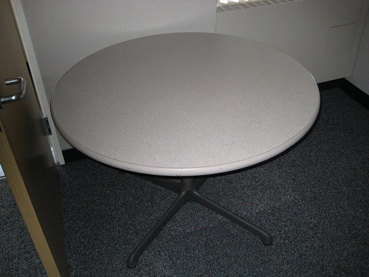 OVAL TABLE