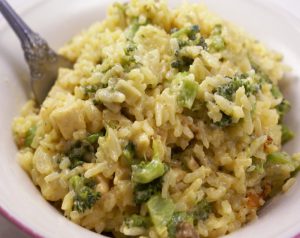 Cheesy Broccoli Rice with Chicken