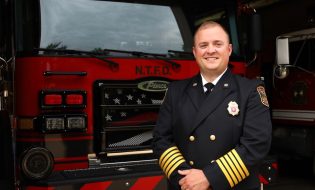 Chief Adam J. Gladysz, the College’s 2025 Alumni Hall of Fame Recipient