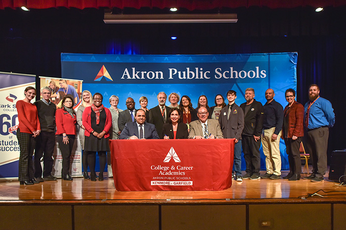 Akron Public Schools, Stark State College and University of Cincinnati create partnership