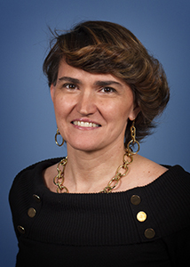 Claudia-Angelica T.C. Barr